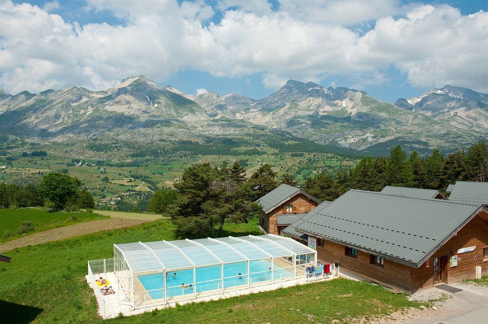Agnières-en-Dévoluy Madame Vacances Residence La Crete Du Berger المظهر الخارجي الصورة